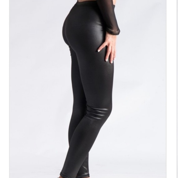 Fuax Leather Leggings - Picture 3 of 4